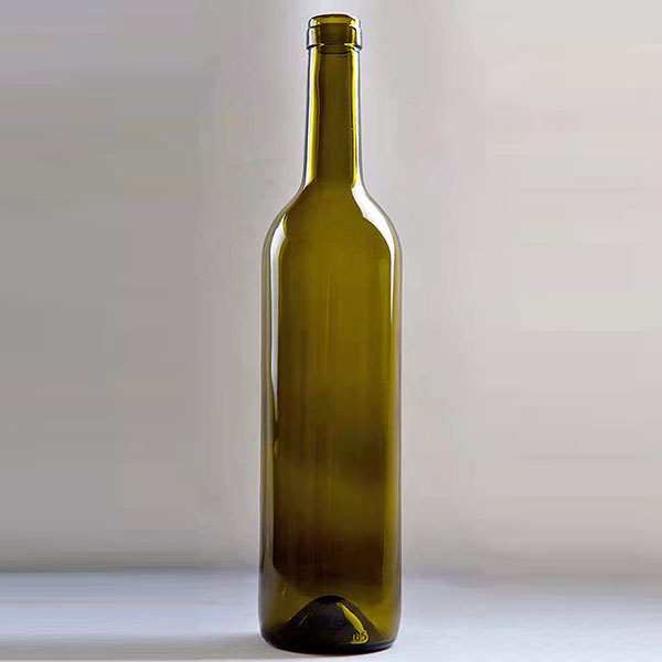 wine bottle R